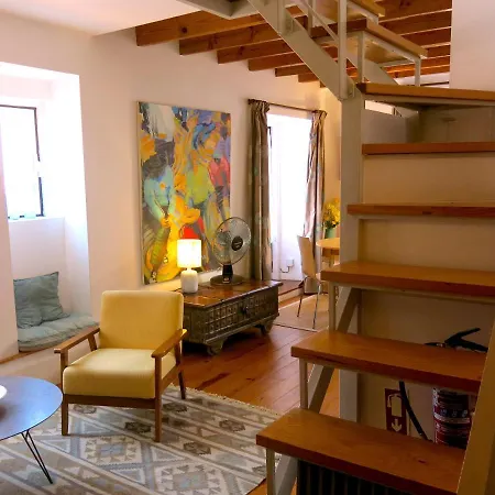 Magnificent Duplex In Mouraria