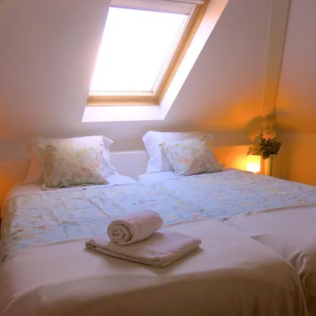 Magnificent Duplex In Mouraria Lisbon